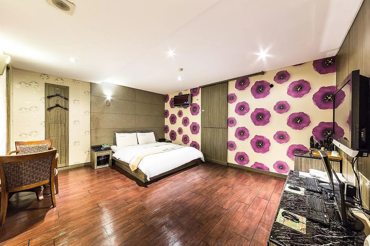 **  Flower Hotel Seoul South Korea